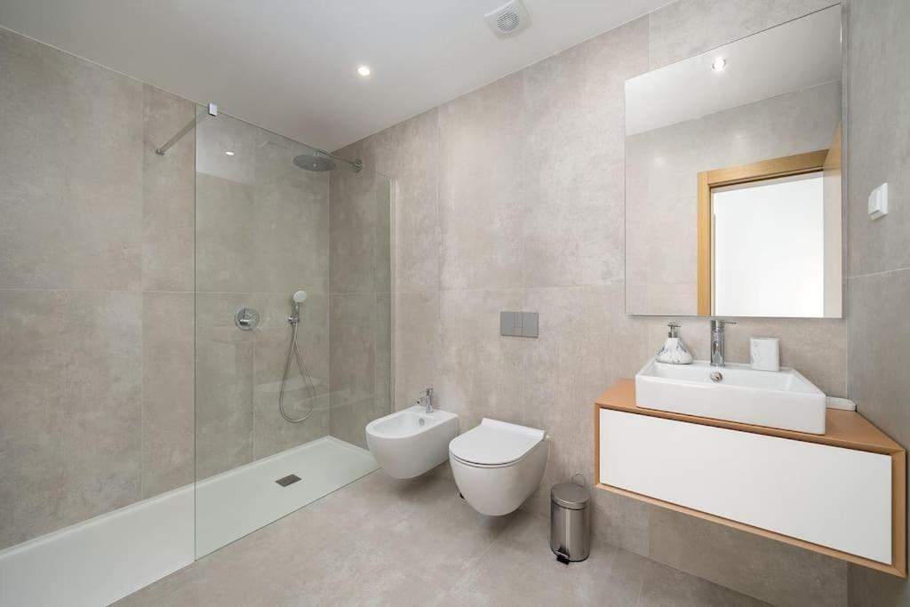 Lagos Luxury New 2 Bedroom Apartment Built 2022 Dış mekan fotoğraf