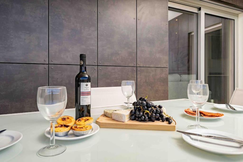 Lagos Luxury New 2 Bedroom Apartment Built 2022 Dış mekan fotoğraf
