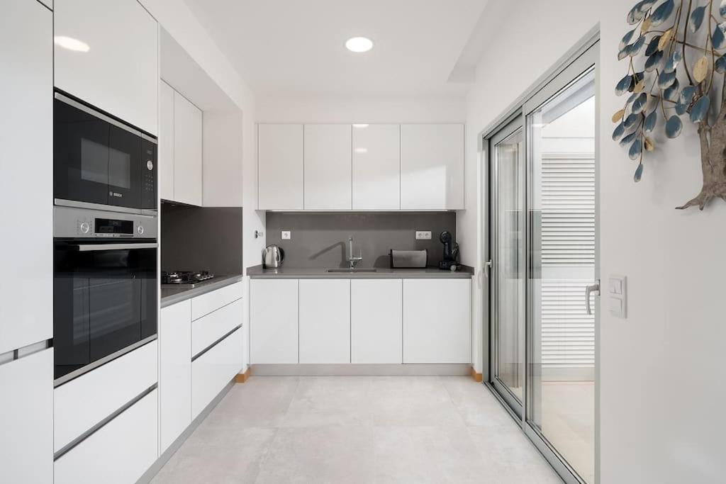 Lagos Luxury New 2 Bedroom Apartment Built 2022 Dış mekan fotoğraf